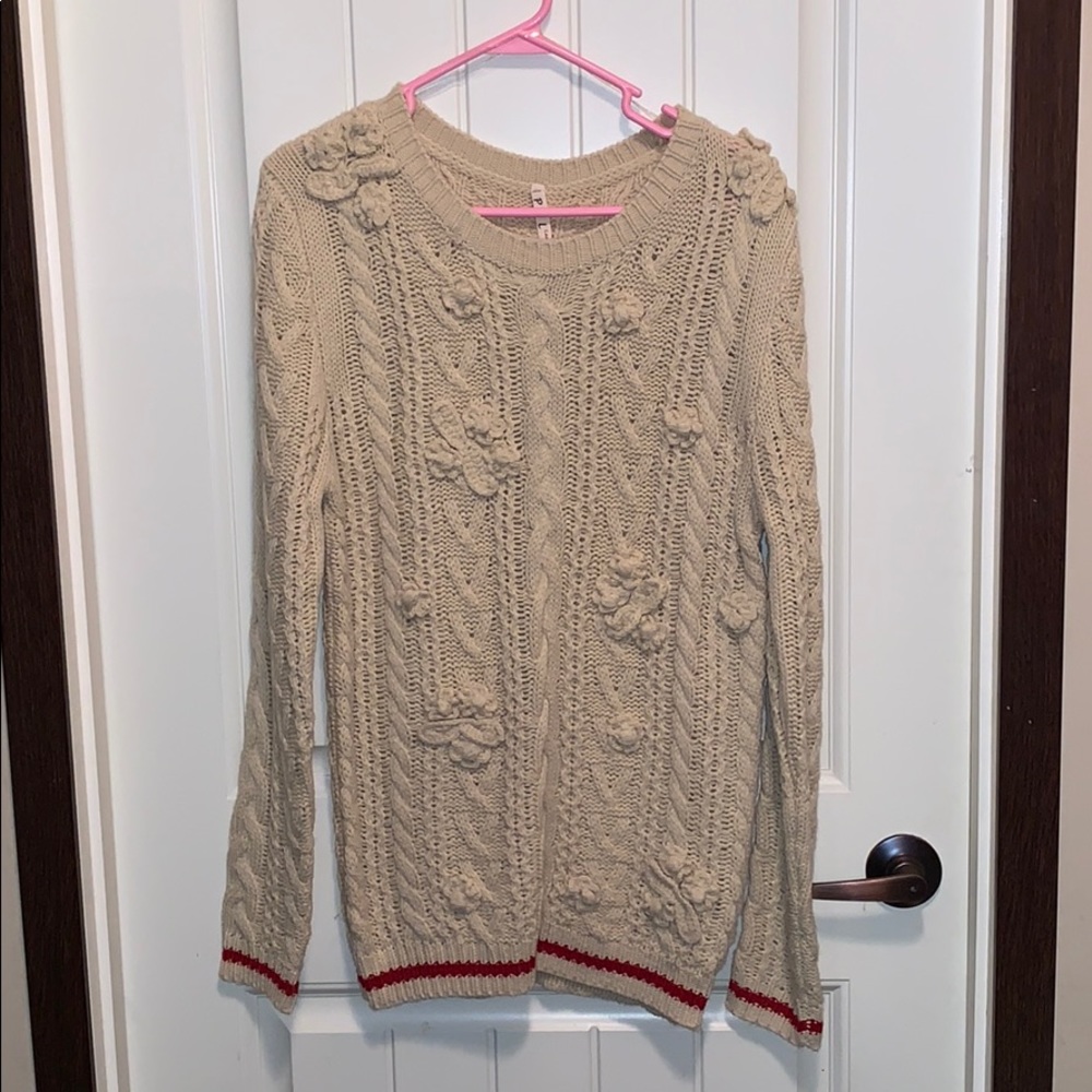 POL Sweater with details